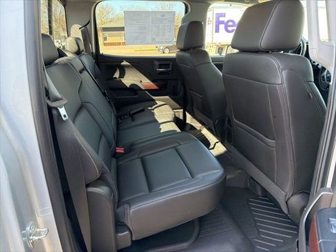 Used 2018 GMC Sierra 1500 SLT w/ SLT Premium Package AWD/4WD image 9