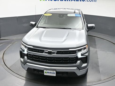 Used 2023 Chevrolet Silverado 1500 LT AWD/4WD image 23