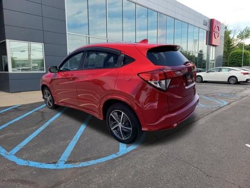 Used 2019 Honda HR-V Touring image 3
