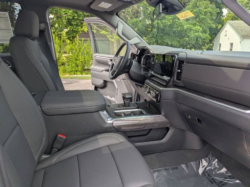 New 2026 Chevrolet Silverado 1500 LTZ w/ LTZ Premium Package AWD/4WD image 46