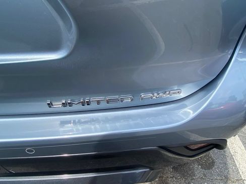 Used 2023 Toyota Highlander Limited AWD/4WD image 16