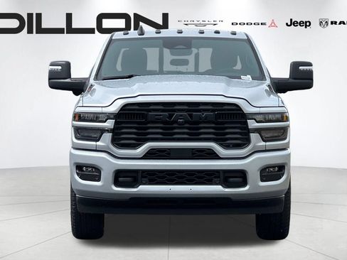 New 2026 RAM 3500 Big Horn AWD/4WD image 8