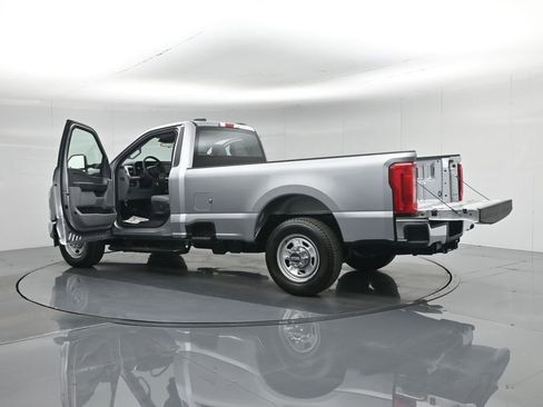 Used 2024 Ford F350 XL w/ XL Chrome Package image 38