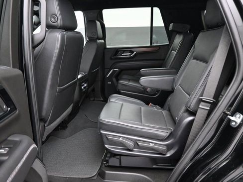 Used 2025 GMC Yukon Denali image 14