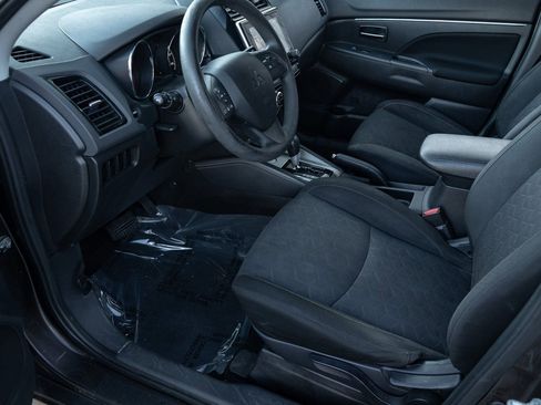 Used 2020 Mitsubishi Outlander Sport ES FWD image 17