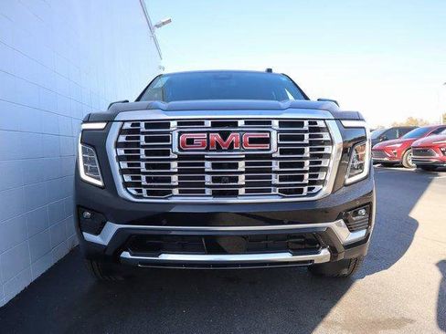 New 2026 GMC Yukon Denali w/ Sun & Power Step Package AWD/4WD image 2