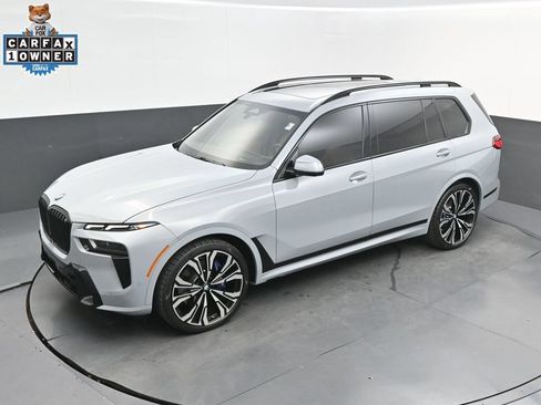 Used 2024 BMW X7 xDrive40i w/ Executive Package AWD/4WD image 36