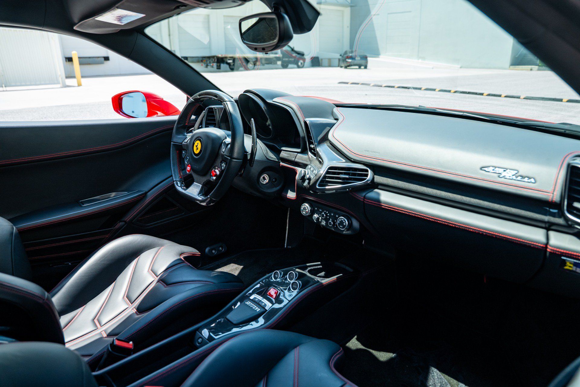 Used 2014 Ferrari 458 Italia Coupe RWD image 15