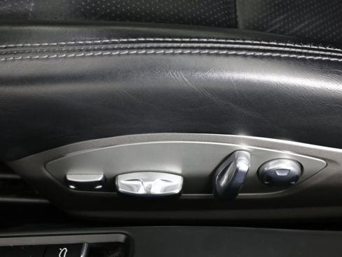 Used 2013 Porsche 911 Carrera 4S image 21