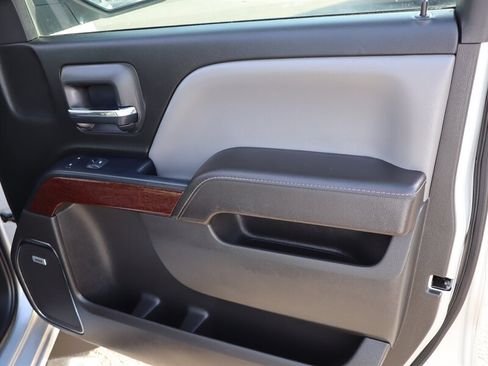 Used 2017 GMC Sierra 1500 SLT AWD/4WD image 13