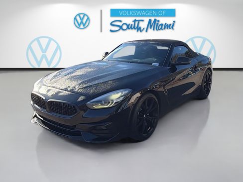 Used 2020 BMW Z4 sDrive30i w/ Convenience Package image 3