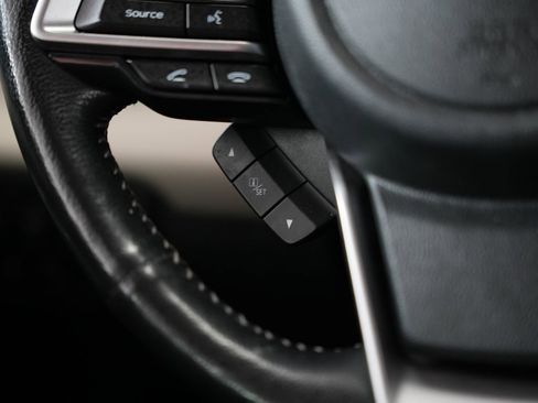 Used 2022 Subaru Ascent Limited image 13