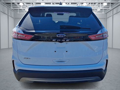 Used 2023 Ford Edge SEL image 4