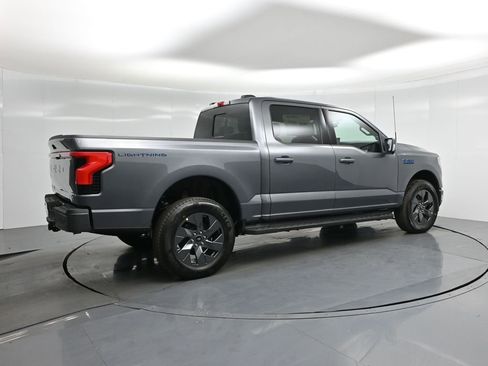 New 2025 Ford F150 Lightning Lariat image 29