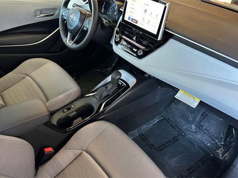 Used 2025 Toyota Corolla FX w/ Convenience Package image 15