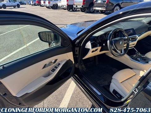 Used 2020 BMW 330i xDrive Sedan w/ Convenience Package image 16
