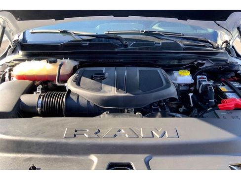 Used 2025 RAM 1500 Laramie w/ Sport Appearance Package AWD/4WD image 12