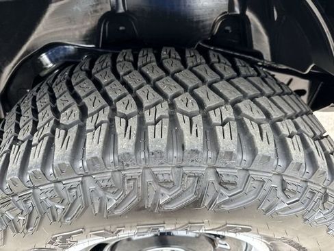 Used 2024 Ford Bronco Heritage Edition image 14