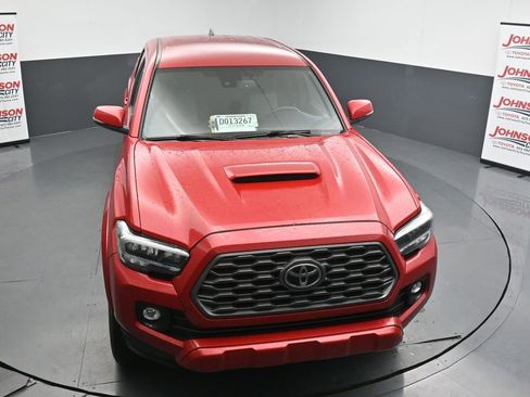 Used 2023 Toyota Tacoma TRD Sport AWD/4WD image 10