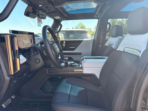 Used 2024 GMC Hummer EV 3X w/ Extreme Off-Road Package AWD/4WD image 7