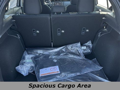 Used 2025 Nissan Kicks Play S image 13