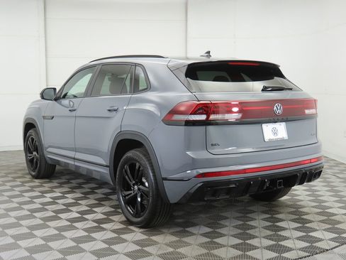New 2026 Volkswagen Atlas Cross Sport SEL R-Line image 7