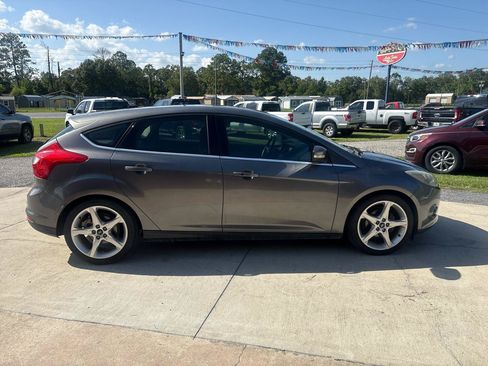 Used 2014 Ford Focus Titanium FWD image 4