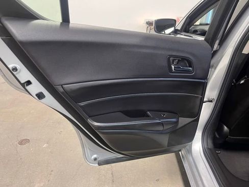 Used 2015 Acura ILX w/ Premium Package image 19
