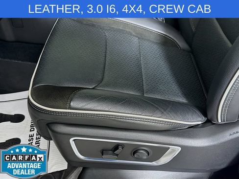 Used 2025 RAM 1500 Laramie w/ Sport Appearance Package AWD/4WD image 19