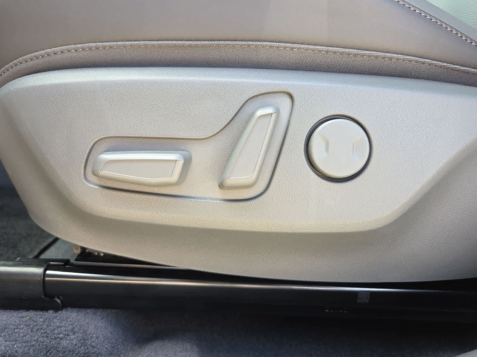 Certified 2027 Kia EV3 Wind w/ Wind Fwd Nightfall Package image 16