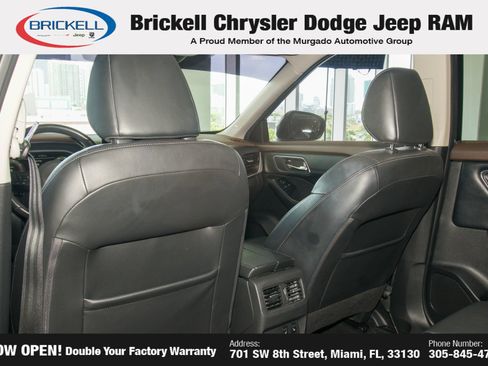 Used 2021 Nissan Rogue Platinum FWD image 19