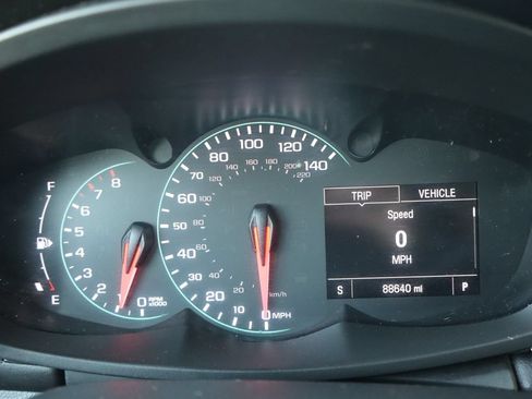 Used 2018 Chevrolet Trax LS AWD/4WD image 32