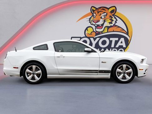 Used 2014 Ford Mustang GT Premium image 4