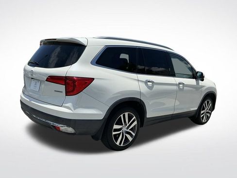 Used 2017 Honda Pilot Touring image 41