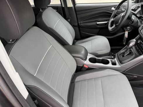 Used 2015 Ford Escape SE w/ Equipment Group 201A AWD/4WD image 28