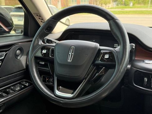 Certified 2022 Lincoln Aviator Reserve w/ Equipment Group 201A AWD/4WD image 12