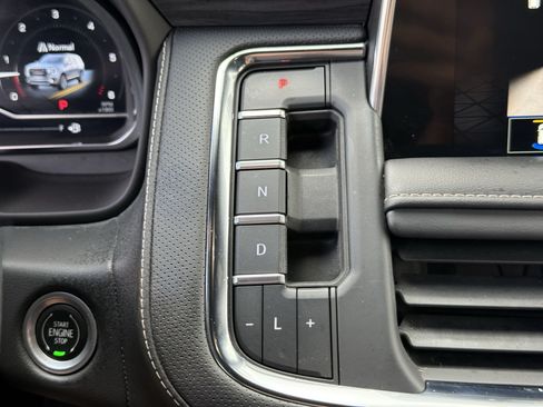Used 2022 GMC Yukon SLT w/ SLT Luxury Package RWD image 23
