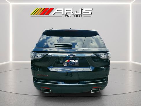 Used 2018 Chevrolet Traverse Premier w/ Redline Edition FWD image 4