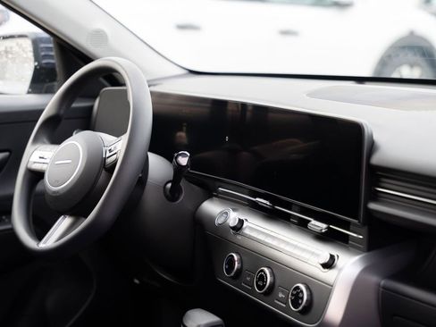 New 2026 Hyundai Kona SE image 11