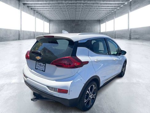 Used 2018 Chevrolet Bolt Premier w/ Driver Confidence II Package FWD image 4