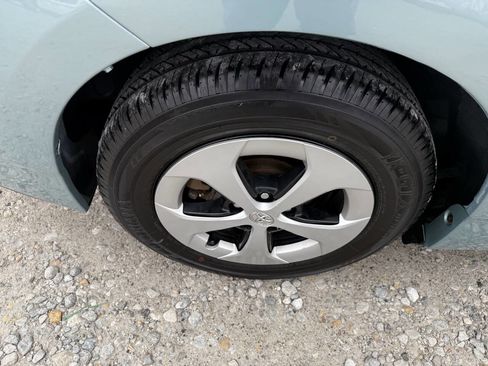 Used 2012 Toyota Prius Two image 11