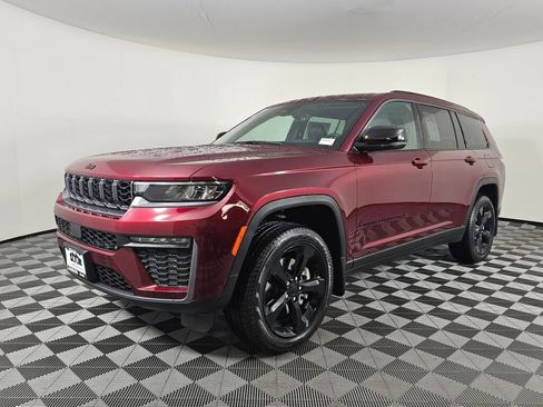 New 2026 Jeep Grand Cherokee L Limited w/ Limited Altitude Package image 7