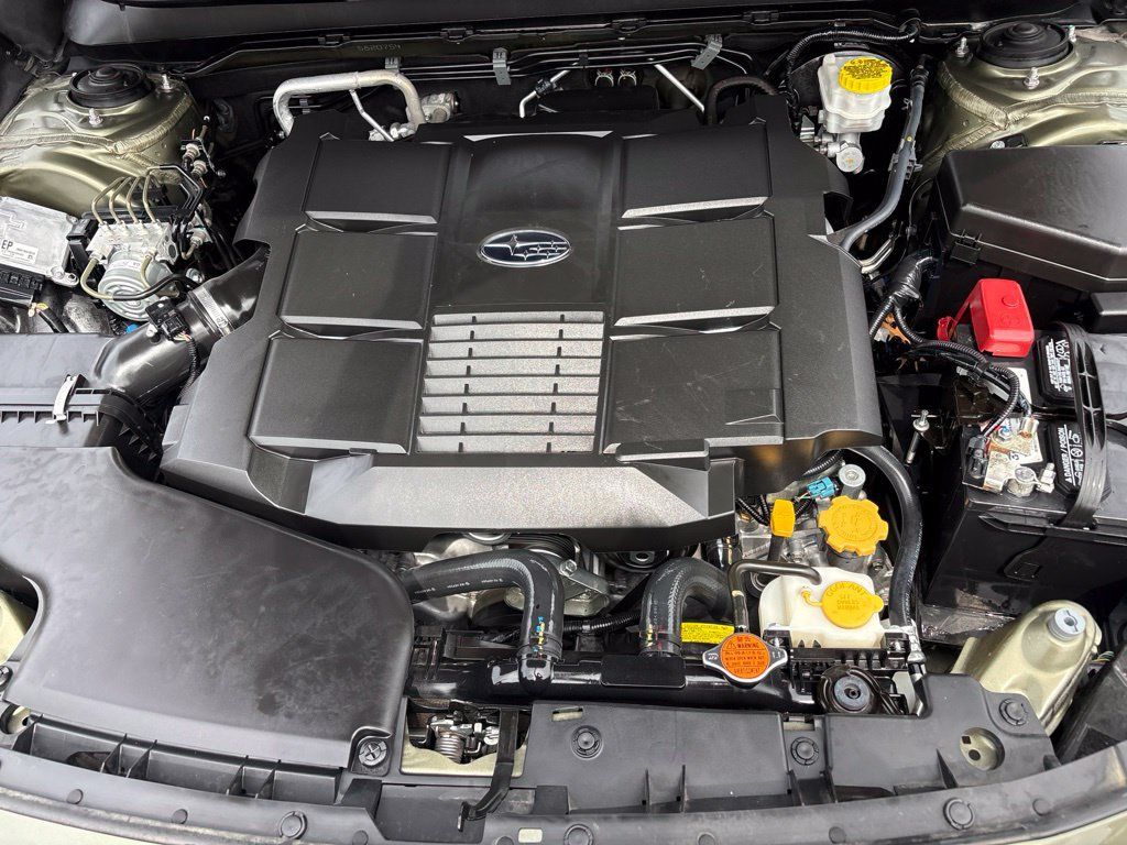 Used 2019 Subaru Outback 3.6R Limited w/ Popular Package #2 AWD/4WD image 11
