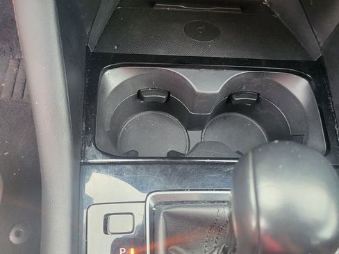 Used 2024 MAZDA MAZDA3 s image 8