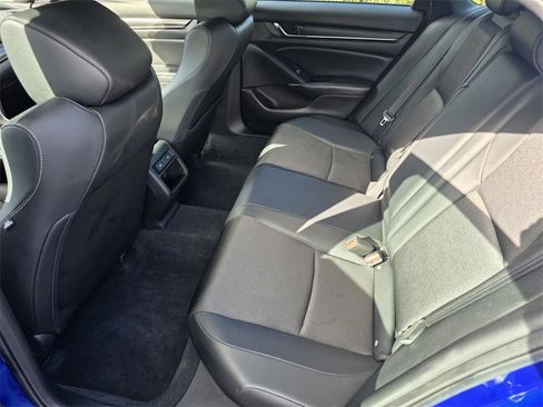 Used 2022 Honda Accord Sport image 14