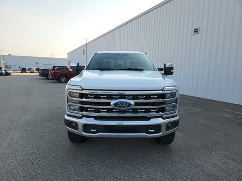 Used 2023 Ford F250 Lariat w/ Chrome Package AWD/4WD image 4