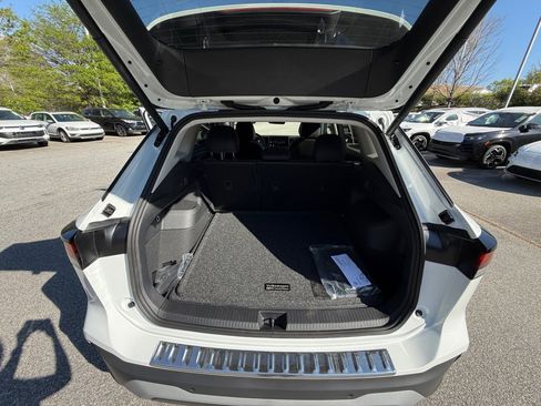 New 2026 Volkswagen Tiguan SE AWD/4WD image 15