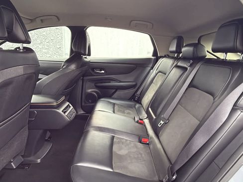 Certified 2023 Nissan Ariya AWD image 18