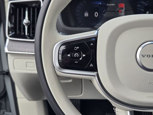 New 2026 Volvo XC90 B6 Ultra image 29