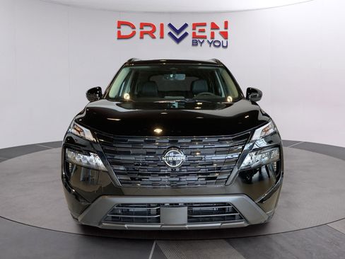 New 2026 Nissan Rogue SV image 8